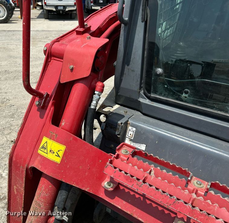image for item DS6340 2018 Takeuchi TL12R2  tracked skid steer loader