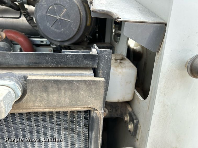 image for item DS6340 2018 Takeuchi TL12R2  tracked skid steer loader