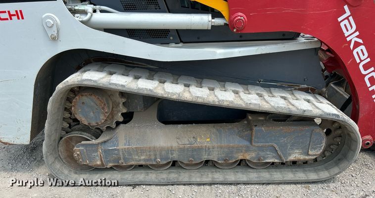 image for item DS6340 2018 Takeuchi TL12R2  tracked skid steer loader