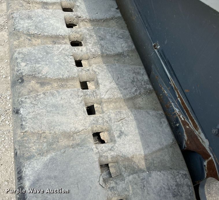 image for item DS6340 2018 Takeuchi TL12R2  tracked skid steer loader