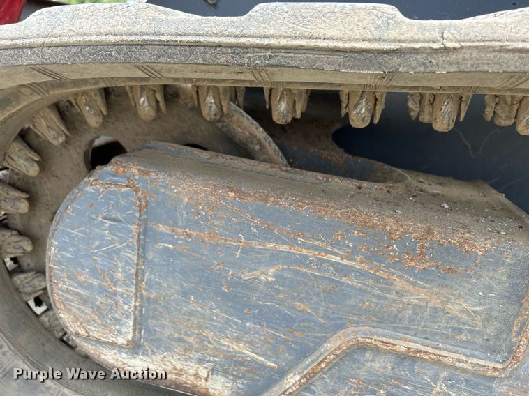 image for item DS6340 2018 Takeuchi TL12R2  tracked skid steer loader