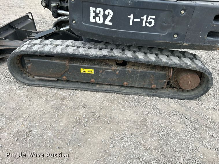 image for item DS6341 2015 Bobcat E32  mini excavator