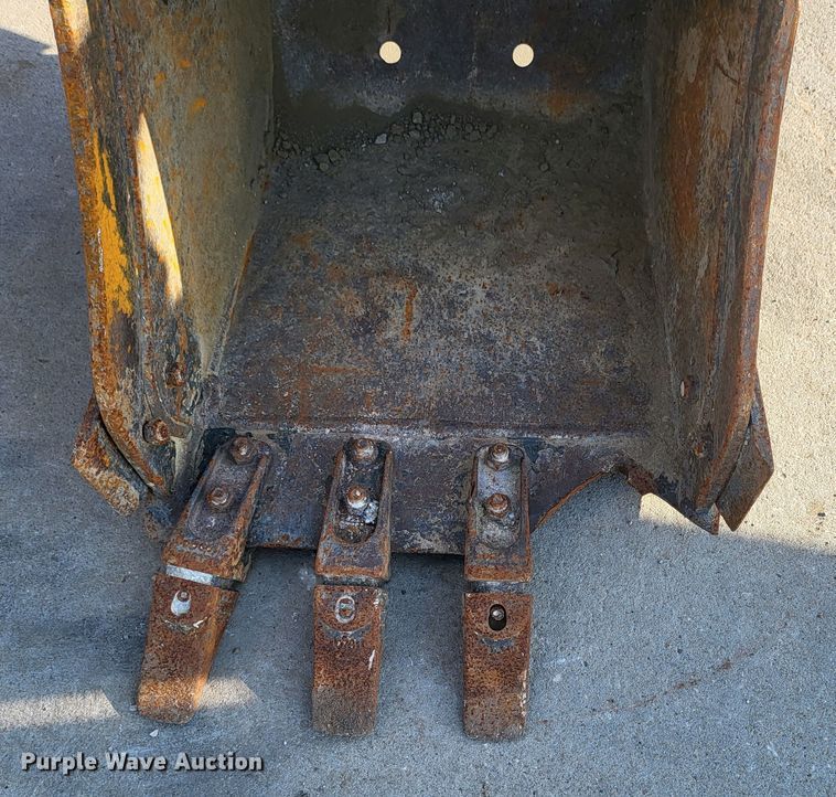 image for item DS6341 2015 Bobcat E32  mini excavator