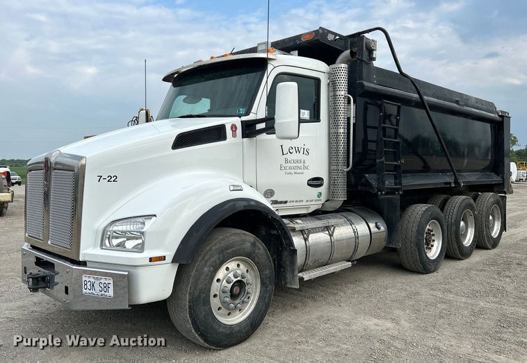 image for item DS6342 2015 Kenworth T880  dump truck