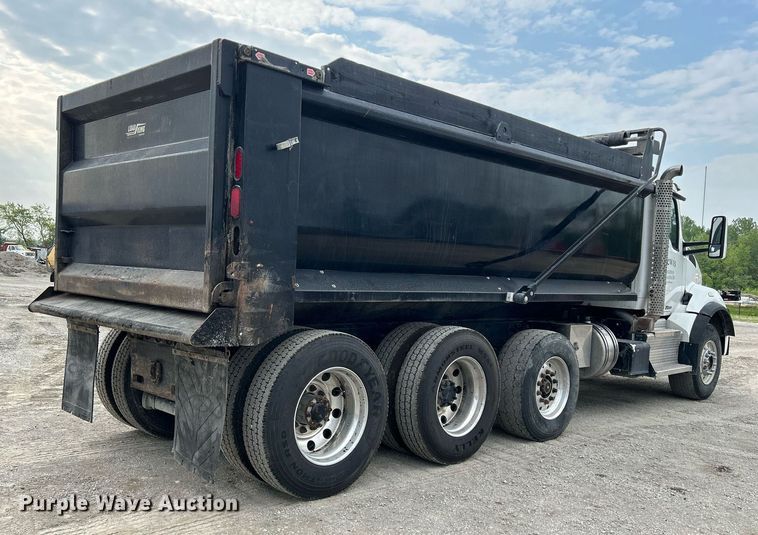 image for item DS6342 2015 Kenworth T880  dump truck