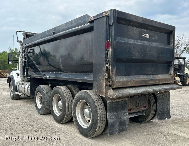image for item DS6342 2015 Kenworth T880  dump truck