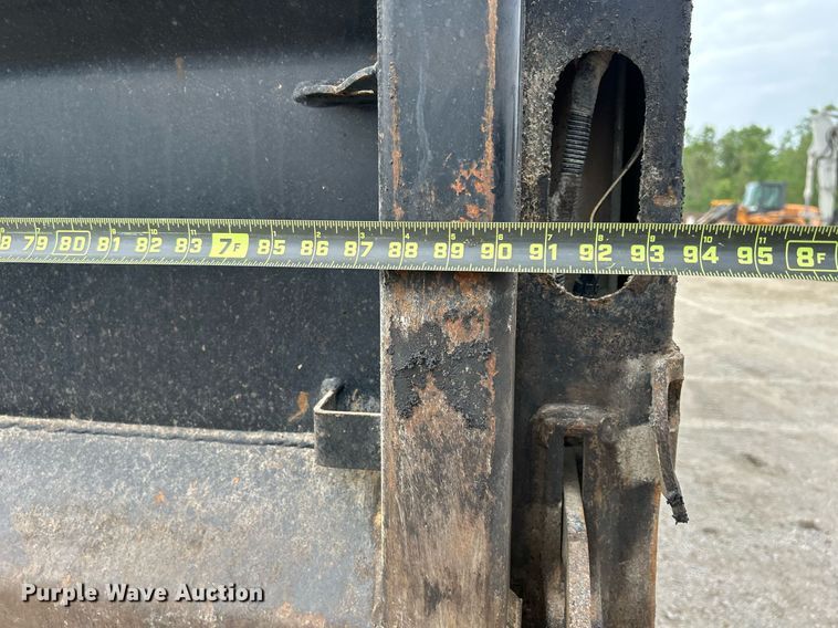 image for item DS6342 2015 Kenworth T880  dump truck