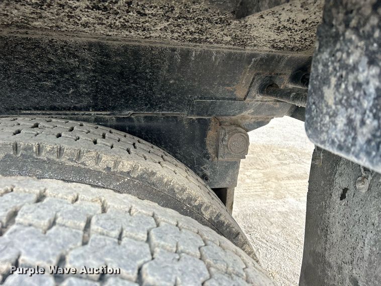 image for item DS6342 2015 Kenworth T880  dump truck