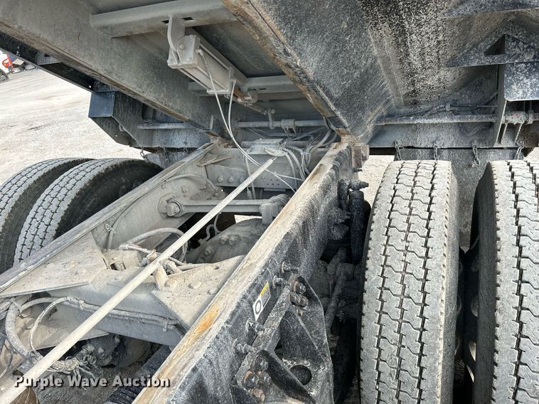 image for item DS6342 2015 Kenworth T880  dump truck