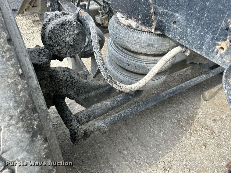 image for item DS6342 2015 Kenworth T880  dump truck