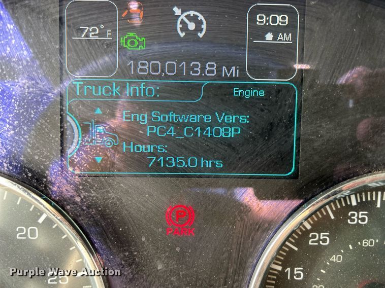 image for item DS6342 2015 Kenworth T880  dump truck