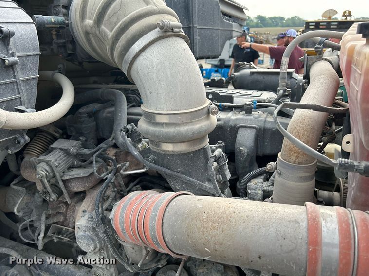 image for item DS6342 2015 Kenworth T880  dump truck