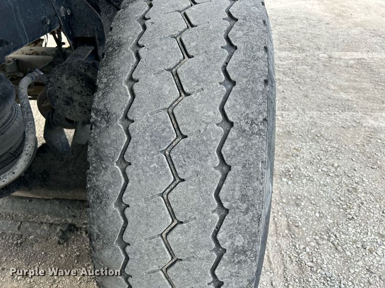 image for item DS6342 2015 Kenworth T880  dump truck