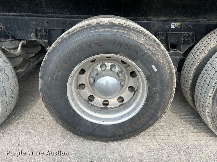 image for item DS6342 2015 Kenworth T880  dump truck