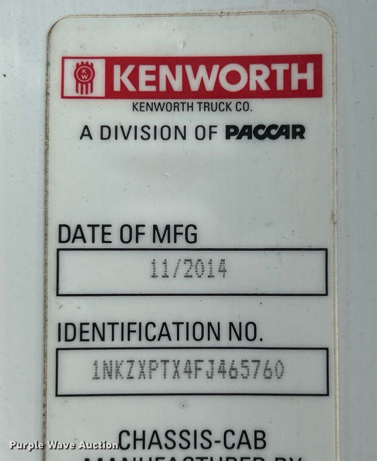 image for item DS6342 2015 Kenworth T880  dump truck