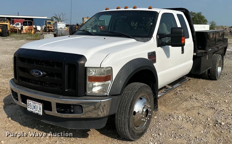 image for item DS6343 2009 Ford F550 Super Duty  flatbed truck