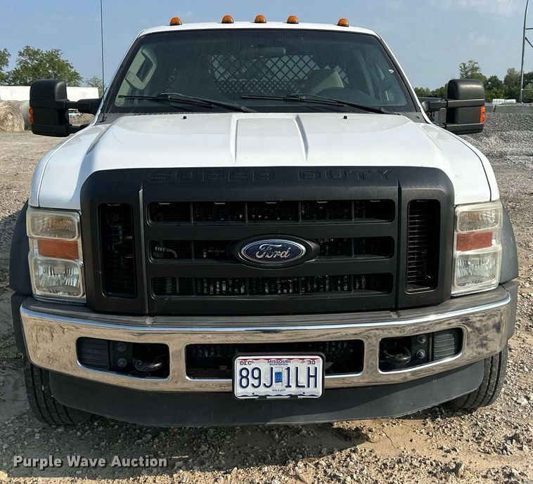 image for item DS6343 2009 Ford F550 Super Duty  flatbed truck