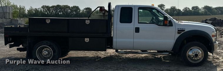 image for item DS6343 2009 Ford F550 Super Duty  flatbed truck