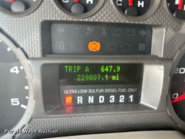 image for item DS6343 2009 Ford F550 Super Duty  flatbed truck