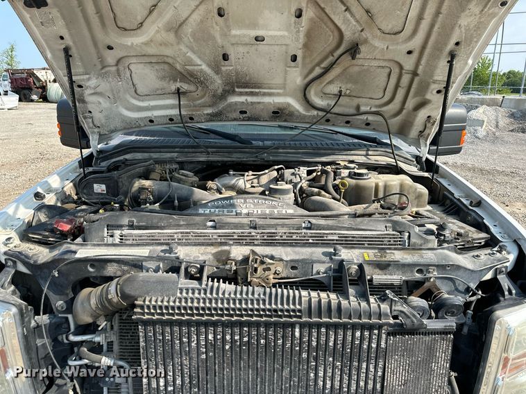 image for item DS6343 2009 Ford F550 Super Duty  flatbed truck