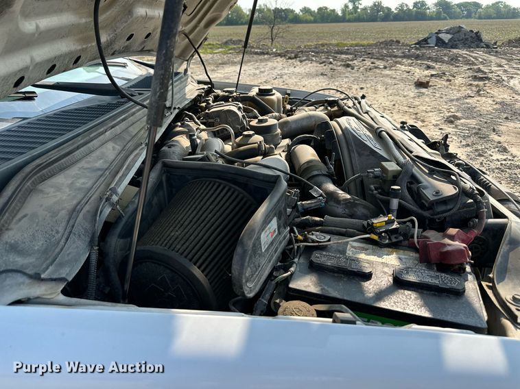 image for item DS6343 2009 Ford F550 Super Duty  flatbed truck