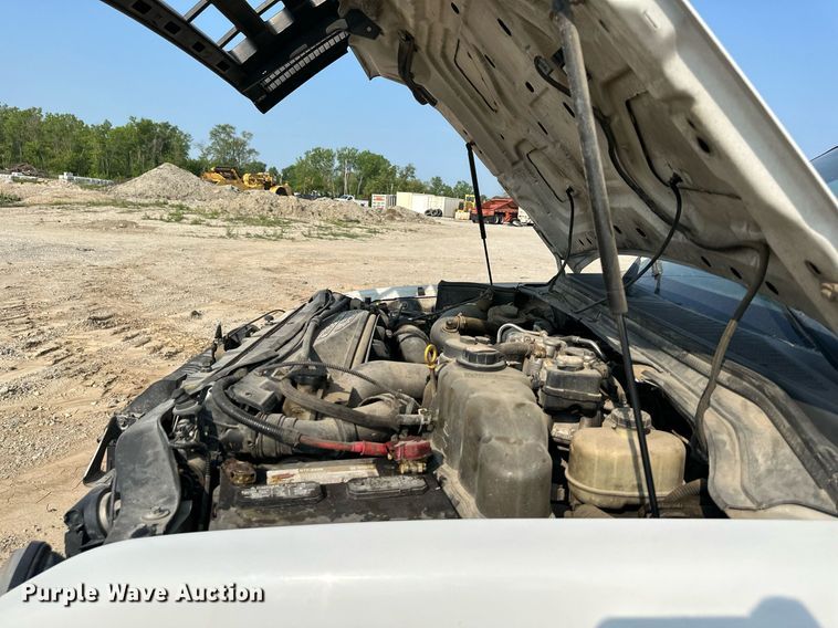 image for item DS6343 2009 Ford F550 Super Duty  flatbed truck