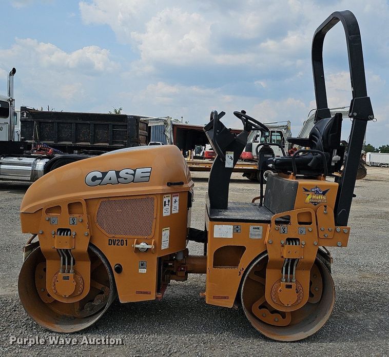 image for item DS6345 2011 Case DV201  double drum vibratory roller