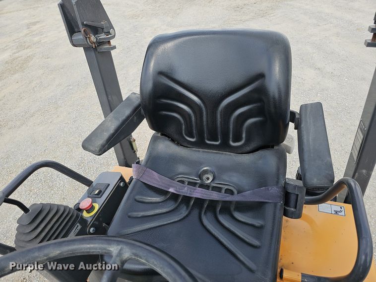 image for item DS6345 2011 Case DV201  double drum vibratory roller