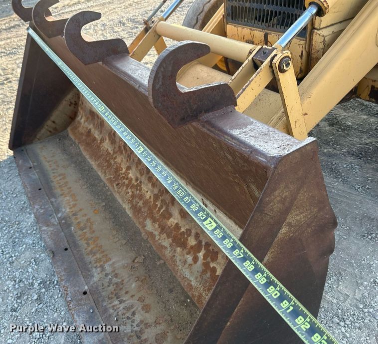 image for item DS6346 Ford 655A  backhoe