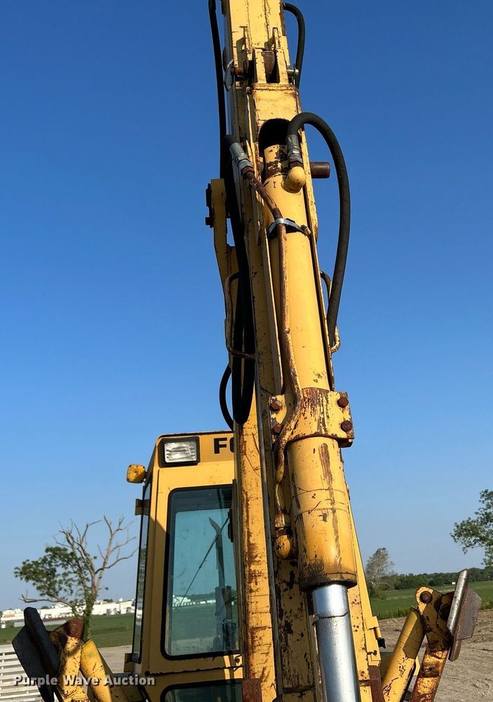 image for item DS6346 Ford 655A  backhoe