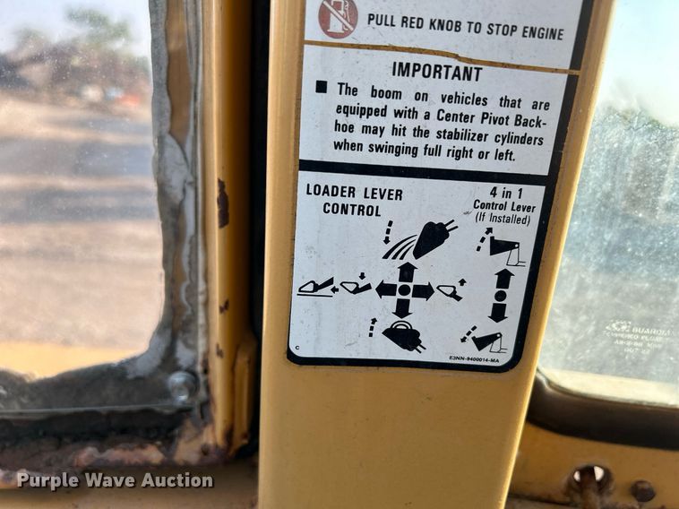 image for item DS6346 Ford 655A  backhoe