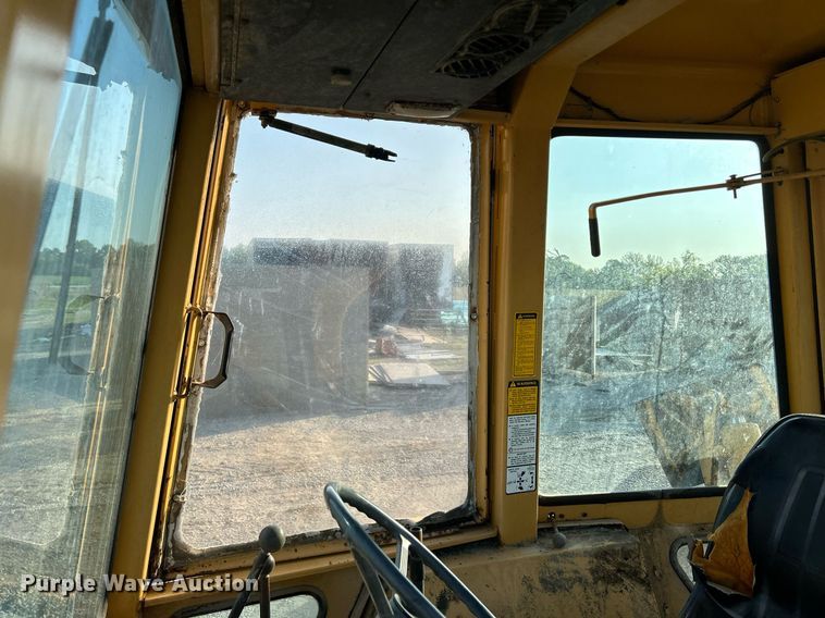 image for item DS6346 Ford 655A  backhoe