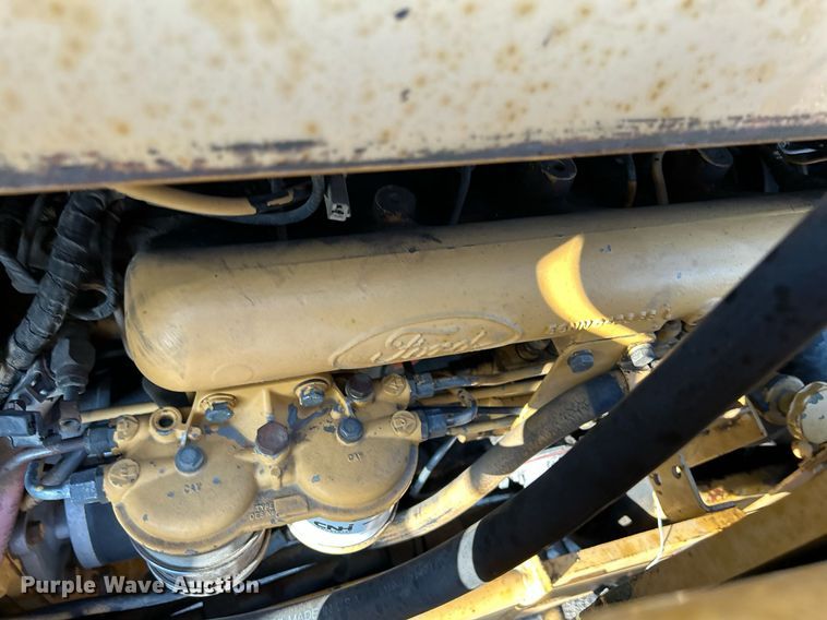 image for item DS6346 Ford 655A  backhoe