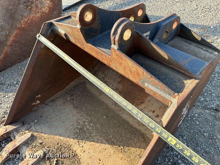 image for item DS6346 Ford 655A  backhoe