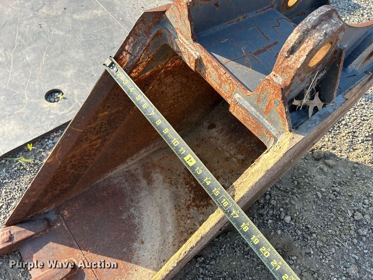 image for item DS6346 Ford 655A  backhoe