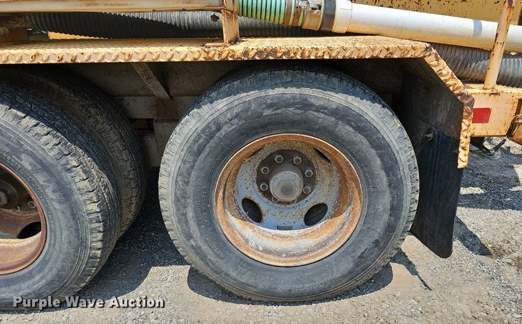 image for item DS6347 Vac-Tron PMD-800T  vacuum excavator