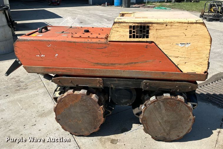 image for item DS6351 2008 Dynapac LP8500  trench compactor