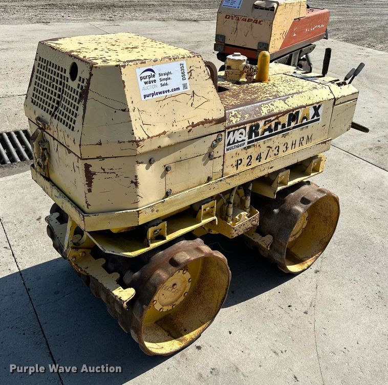 image for item DS6352 2000 Rammax P33/24  trench compactor