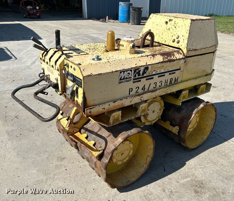 image for item DS6352 2000 Rammax P33/24  trench compactor