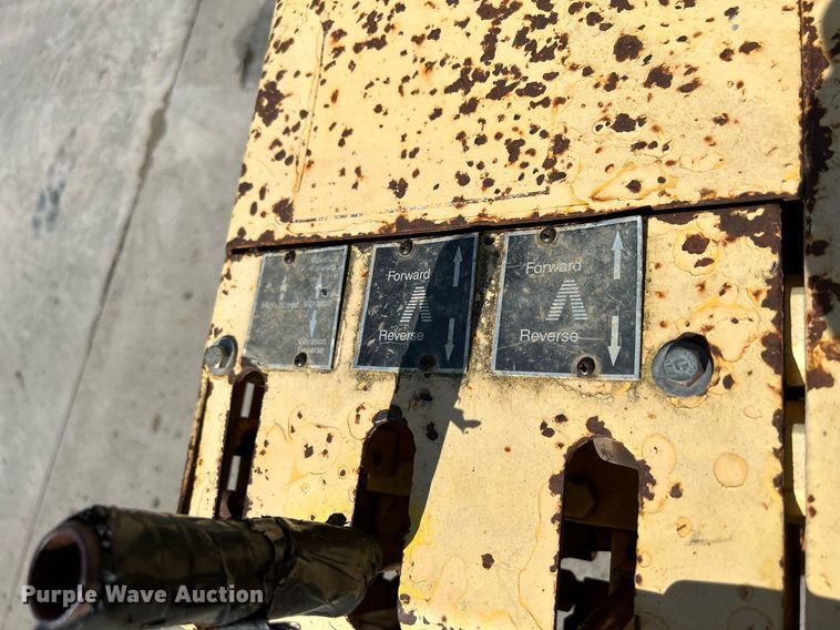 image for item DS6352 2000 Rammax P33/24  trench compactor