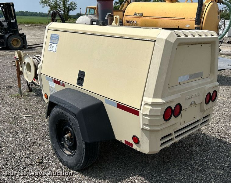 image for item DS6353 2005 Ingersoll Rand P185WJD  air compressor