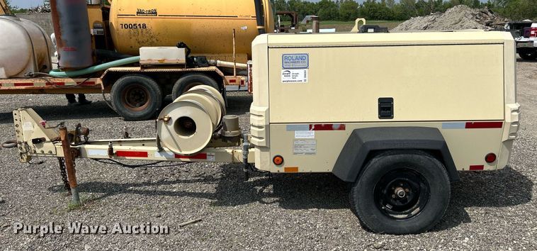 image for item DS6353 2005 Ingersoll Rand P185WJD  air compressor