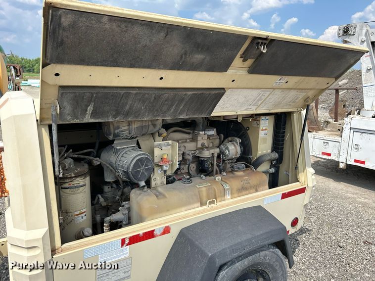 image for item DS6353 2005 Ingersoll Rand P185WJD  air compressor