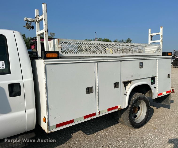 image for item DS6355 2008 Ford F550 Super Duty XL  utility / service truck
