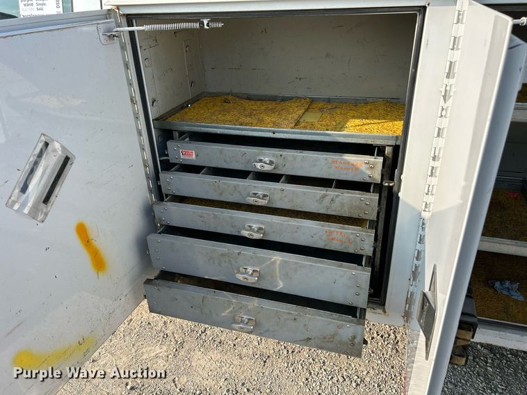 image for item DS6355 2008 Ford F550 Super Duty XL  utility / service truck