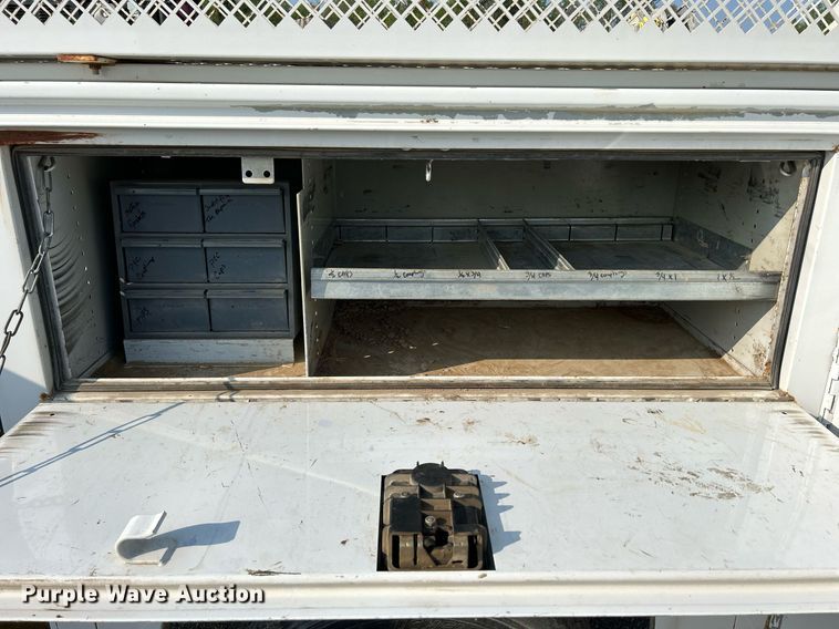 image for item DS6355 2008 Ford F550 Super Duty XL  utility / service truck