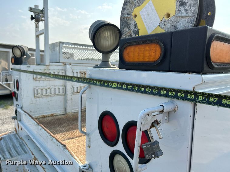 image for item DS6355 2008 Ford F550 Super Duty XL  utility / service truck