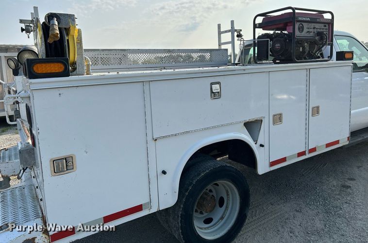 image for item DS6355 2008 Ford F550 Super Duty XL  utility / service truck