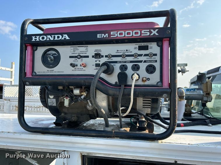 image for item DS6355 2008 Ford F550 Super Duty XL  utility / service truck