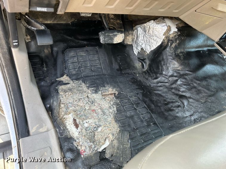 image for item DS6355 2008 Ford F550 Super Duty XL  utility / service truck